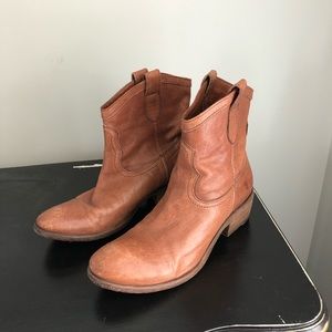 Frye Women’s Billy Short Cowboy Boots / Booties